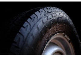 Bande de roulement des pneus - Qu'est-ce que la bande de roulement des pneus et quels types en existe-t-il sur le marché