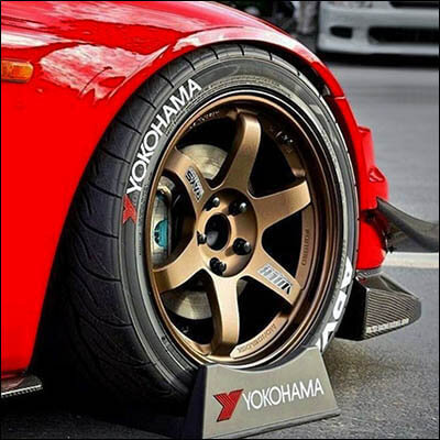 Pneus japonais Yokohama