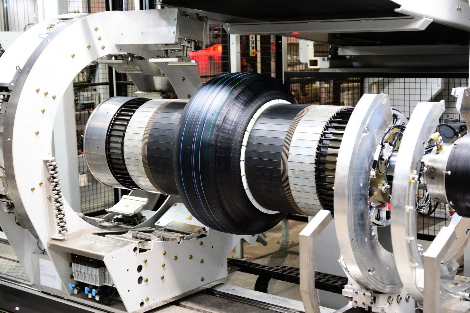 Production de pneus Rosava