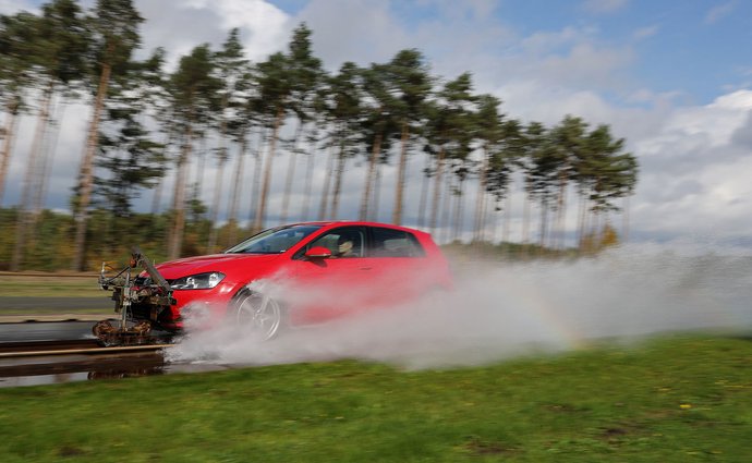 Test pneus été 2020 : quels sont les meilleurs et lesquels sont les moins bons ?