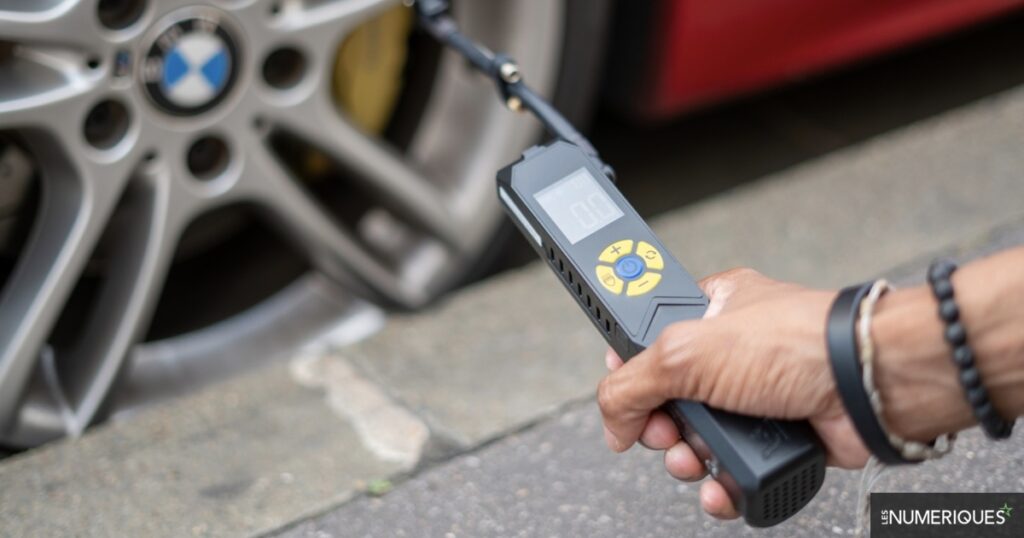 Le test du mini compresseur d'air sans fil pour pneus Michelin 009528 rejoint notre comparatif