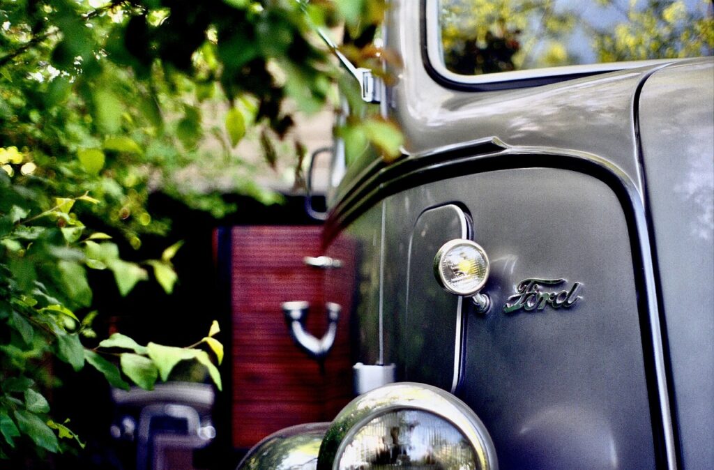 Pneu été Hankook K117 Ventus S1 Evo2 245/40 R18 93Y 334 découvrez le hankook ventus s1 evo2, un pneu haute performance offrant une adhérence exceptionnelle, une tenue de route optimale et une sécurité accrue pour une conduite sportive et sûre.