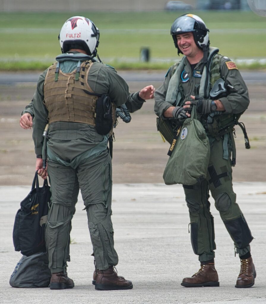 Michelin Pilot Sport 4S a été lancé | par Giovanna Alvarado 539 découvrez le pneu michelin pilot sport 4s, alliant performance exceptionnelle, adhérence optimale et durabilité pour une conduite sportive sécurisée.