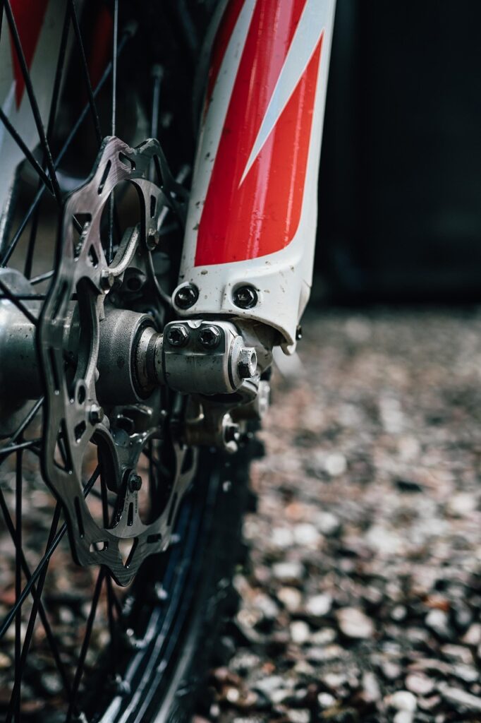 5 conseils de base pour acheter un pneu moto 348 découvrez nos conseils essentiels pour choisir les pneus de moto adaptés à votre style de conduite, garantissant sécurité et performance sur la route.